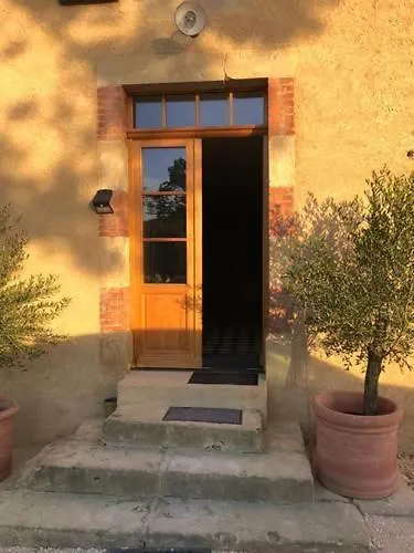 Appartement Chambres D Hotes Puchouaou Chene Sur Le Chemin De Saint Jacques De Compostelle Montesquiou